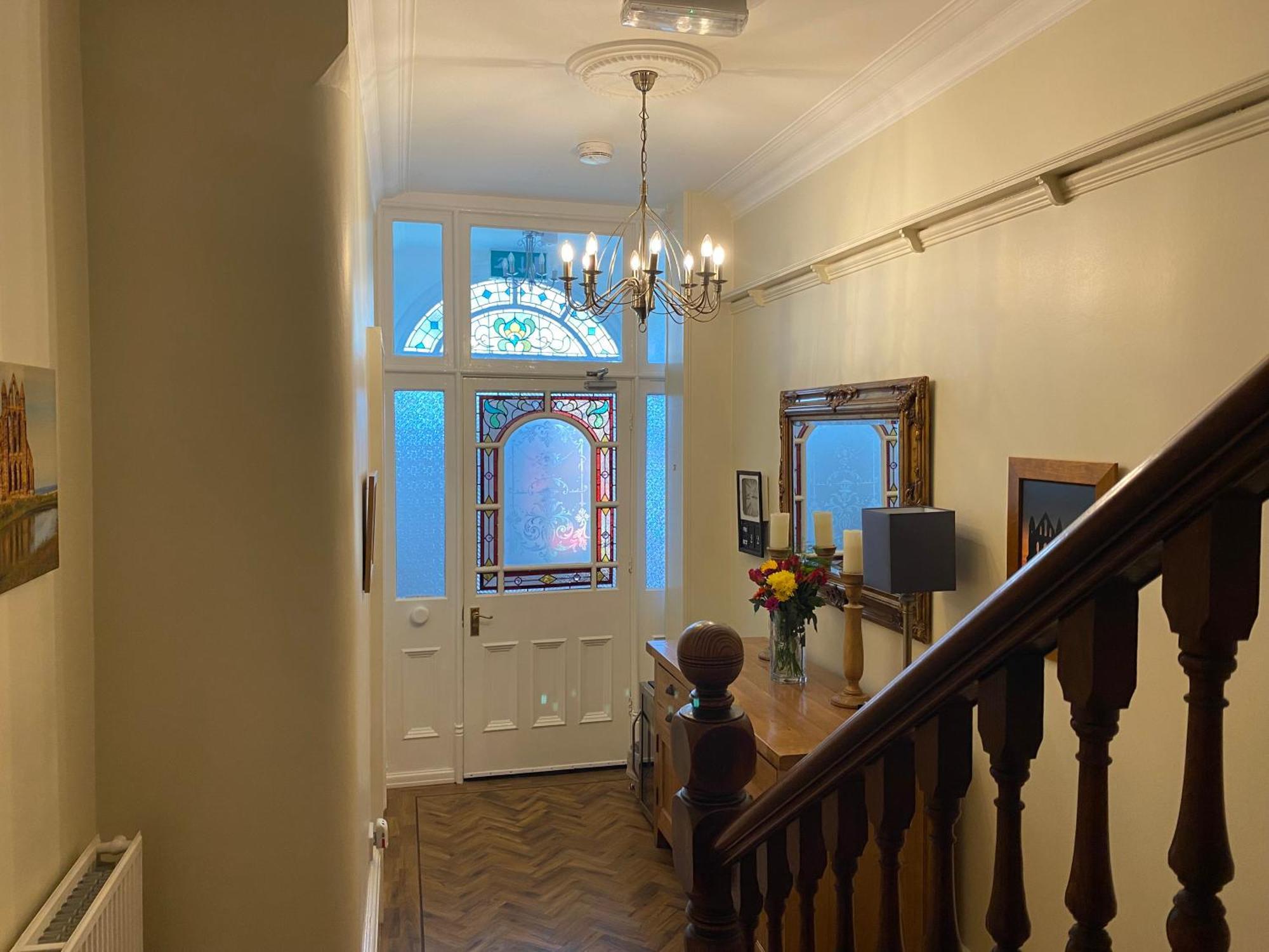 The Whalebone Arch Hotel Уитби Екстериор снимка